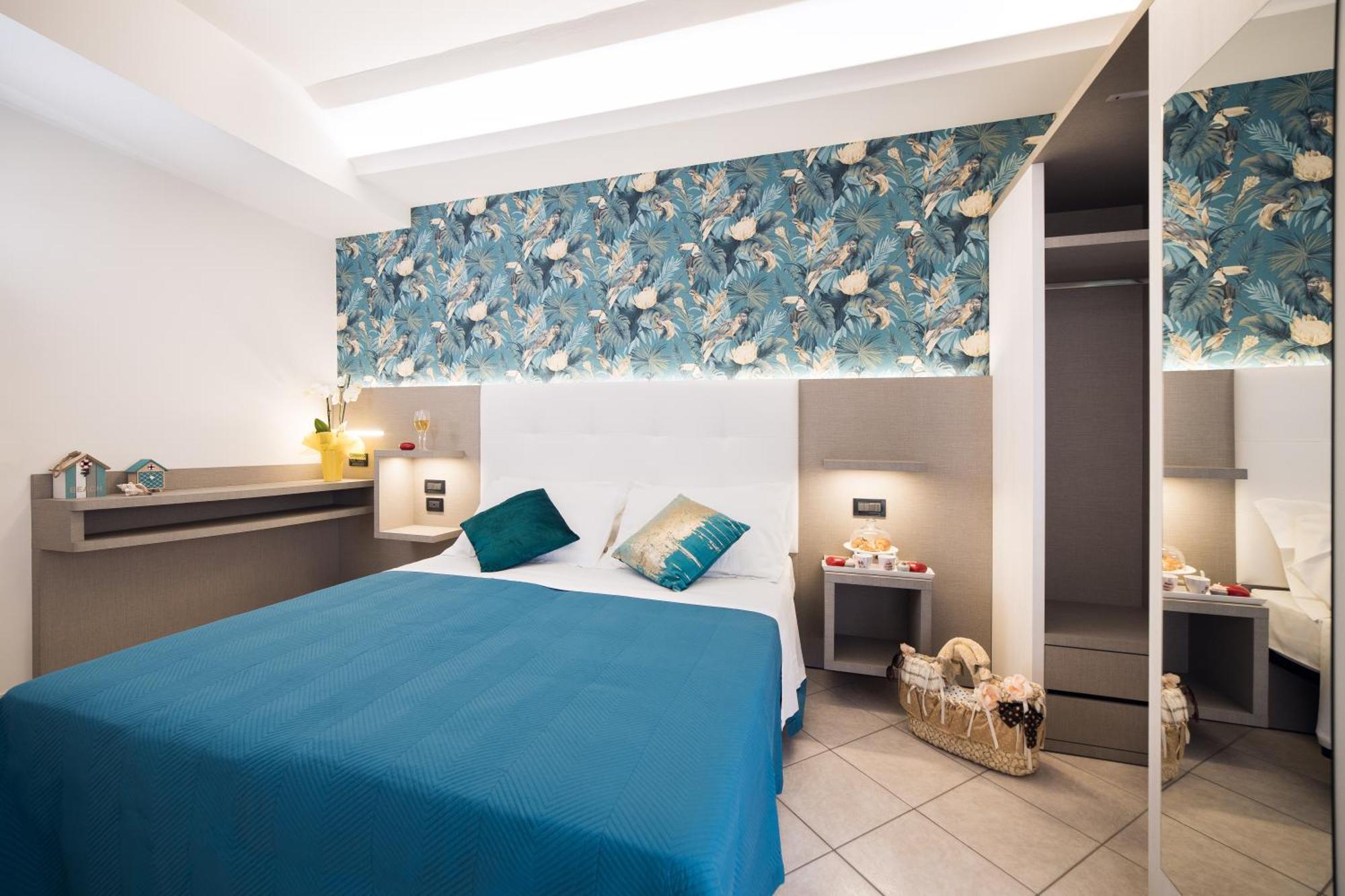 Viva Beach Hotel Rimini Bagian luar foto
